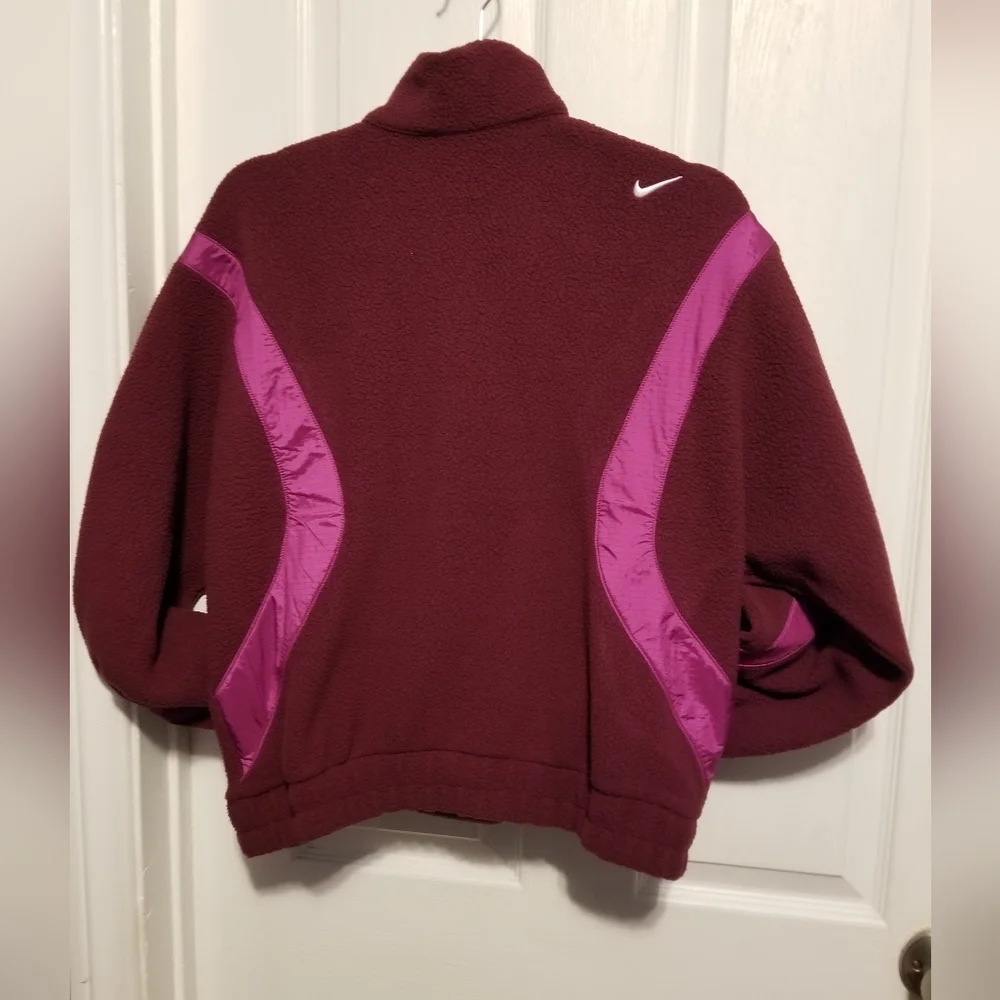 NWT Nike Archive Pack Quater Zip Fleece in Burgandy  Size Small - Picture 3 of 10